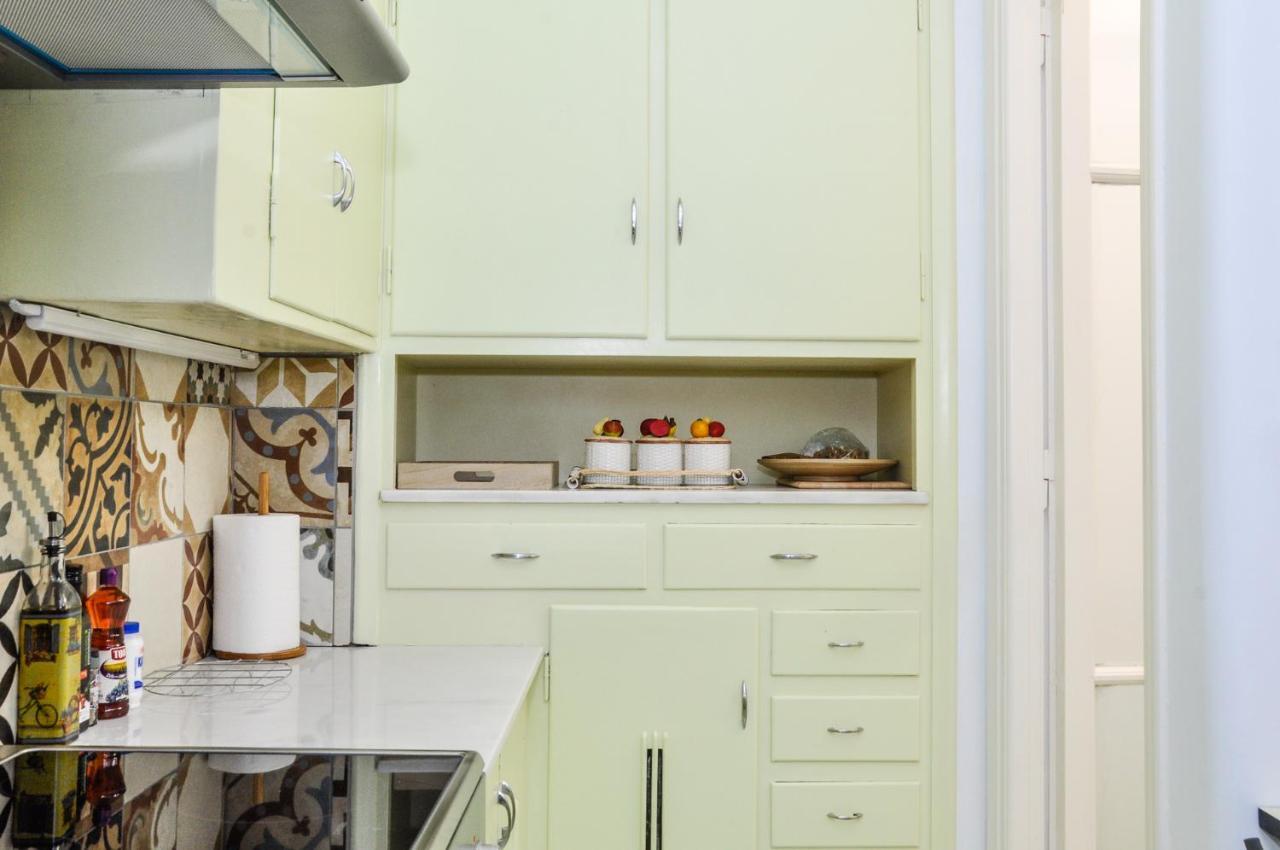 The Elegant. Spacious City Center Apartment. 이라클리온 외부 사진